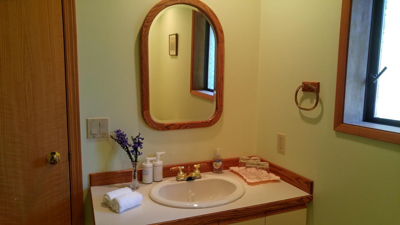 סישלט Sunshine Coast Treetop B&B מראה חיצוני תמונה